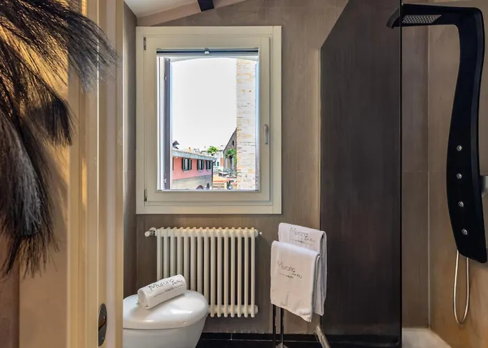 Apartment Rubino Fireplace & Water View - By Sleep In Murano Venice