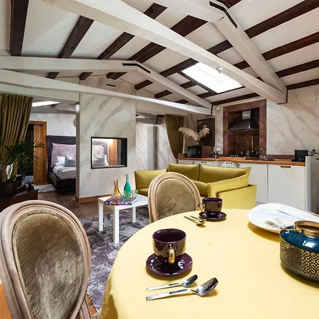 公寓 Rubino Fireplace & Water View - By Sleep In Murano *