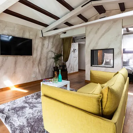 公寓 Rubino Fireplace & Water View - By Sleep In Murano 威尼斯