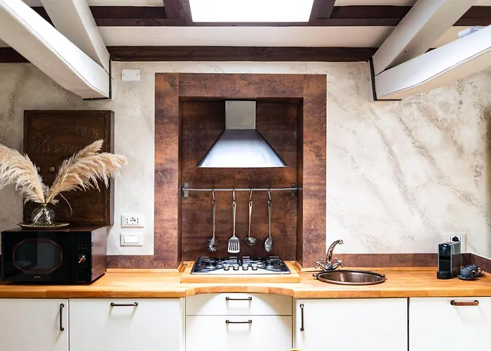 公寓 Rubino Fireplace & Water View - By Sleep In Murano 威尼斯